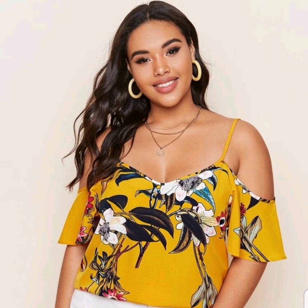 Floral print cold shoulder top